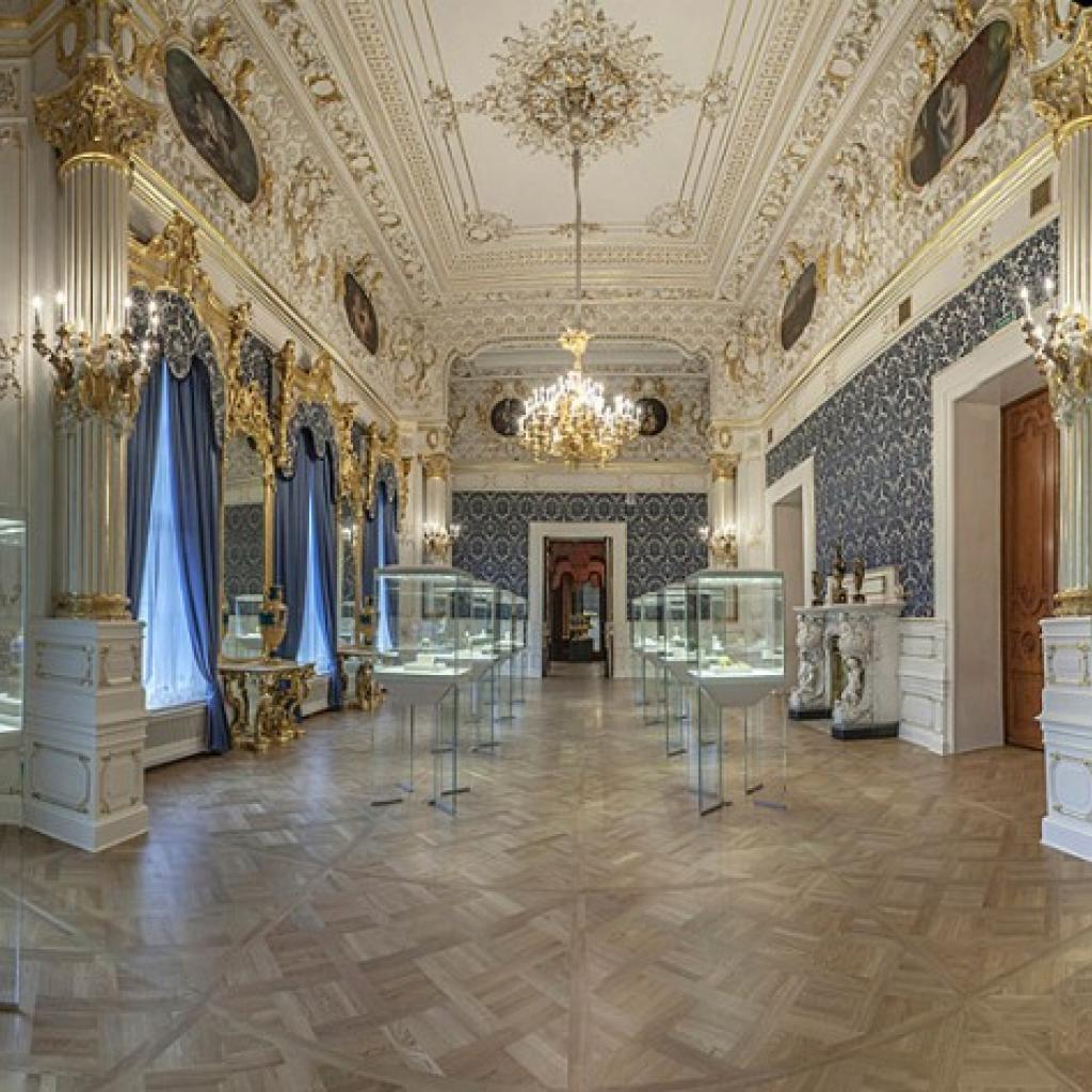 Sininen sali Fabergé-museossa. 